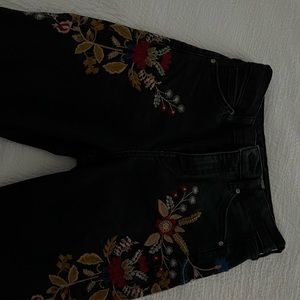 Top shop high waisted jeans, flower embroidery, size 26 runs small